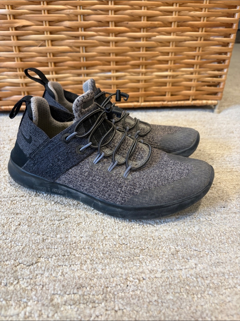 Nike Women's Gray and Black Athletic Sneakers